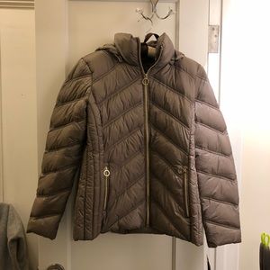 *NWT* Michael Kors packable down puffer coat